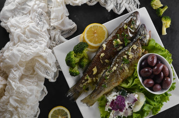 Oven-Baked Whole Trout with Garlic & Veggies